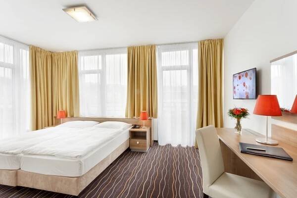Akcent hotel, Praha