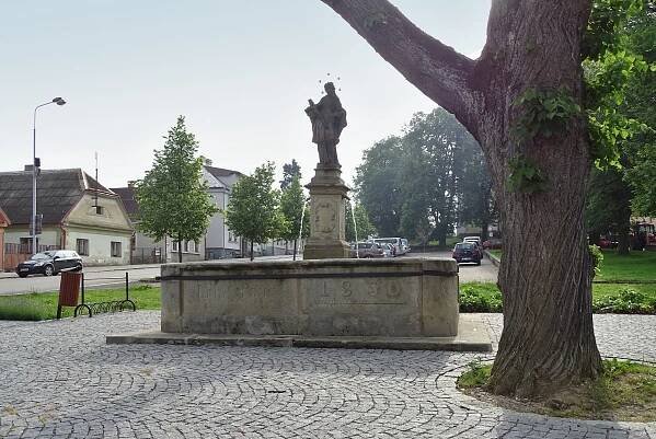 Photos - Trhová Kamenice - kašna - 16.06.2019
