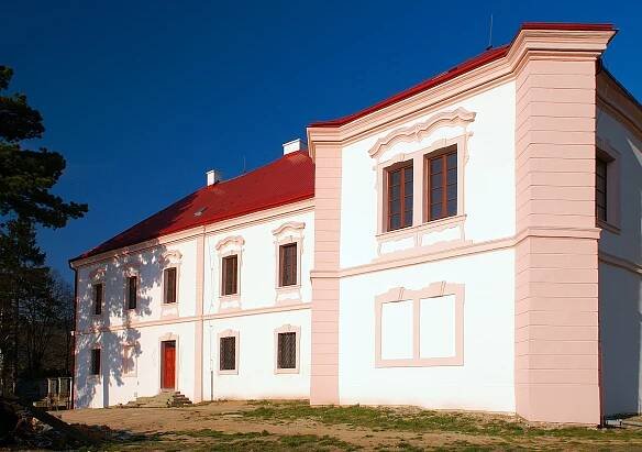 Soubor:Třemošnice, zámek.jpg