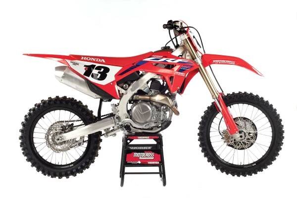 MXA RACE TEST: SKUTEČNÝ TEST 2024 HONDA CRF450 - Motokrosový akční časopis