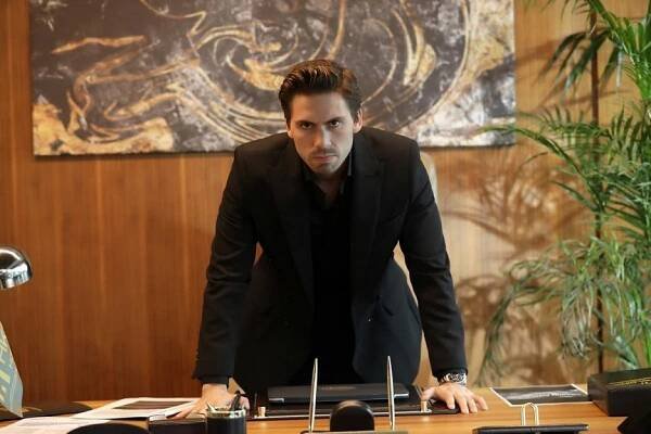 Bir Peri Masalı - Episode 4 (E04) (2022)