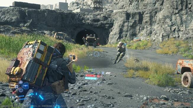 Fotka: Death Stranding 2 není jen o plížení a roznášení balíků, ale i o střílení