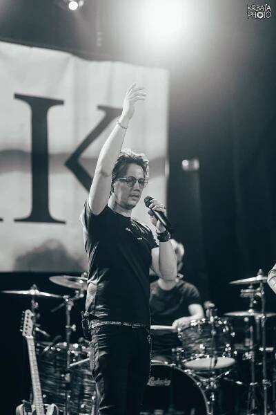 Podujatie Peter Cmorík & band | DKC Veritas - Multifunkčný priestor na kultúrne a spoločenské podujatia