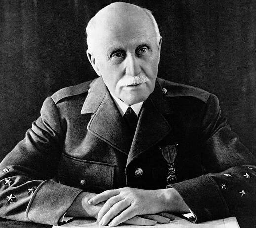 Portrait du maréchal Philippe Pétain, dans les années 1930