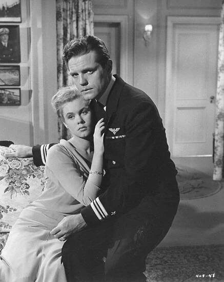 The Court-Martial of Billy Mitchell - Z filmu - Elizabeth Montgomery, Jack Lord