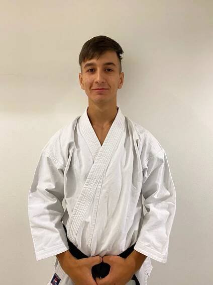 Trenéři a asistenti klubu Karate TJ Bystřice pod Hostýnem – Karate TJ Bystřice pod Hostýnem
