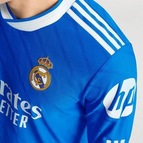 Autentický třetí dres Real Madrid s dlouhým rukávem 25/26