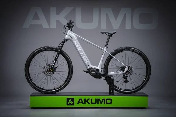 KELLYS Tygon R10 AIR Light Grey P 29" 725Wh