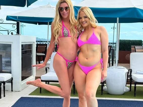 Brandi Glanville Hangs With Porn Star Alexis Texas, Distracts From Face Issue