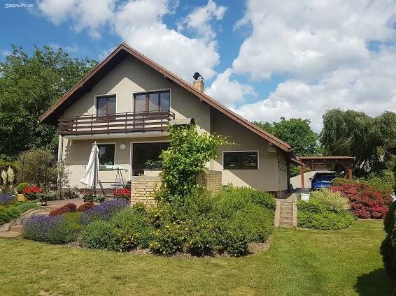 Prodej rodinného domu 366 m², pozemek 1214 m², Řevnická, Lety