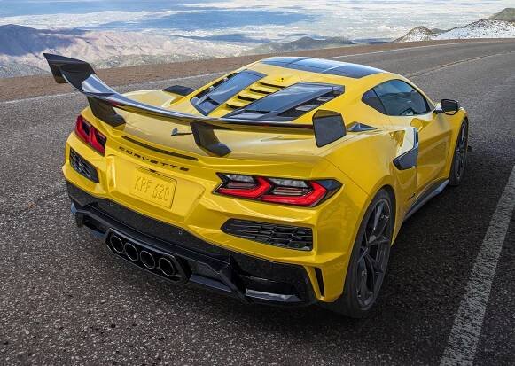Corvette ZR1 je výkonnejšia ako Veyron a bude lacná