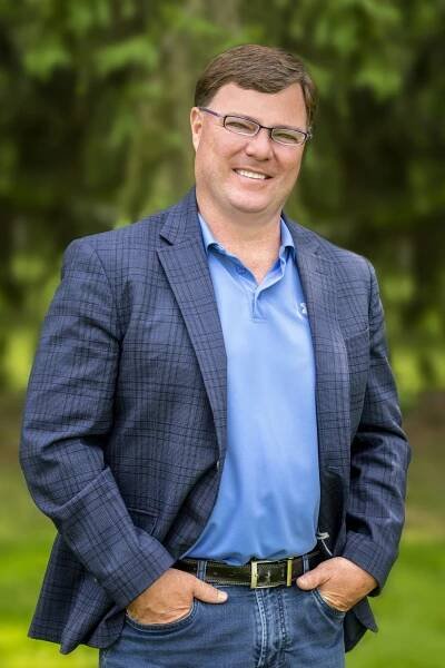 Doug Wright Headshot
