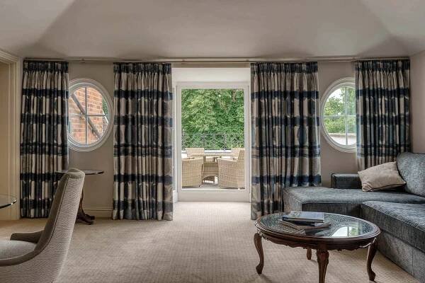 Royal-Berkshire-bedroom