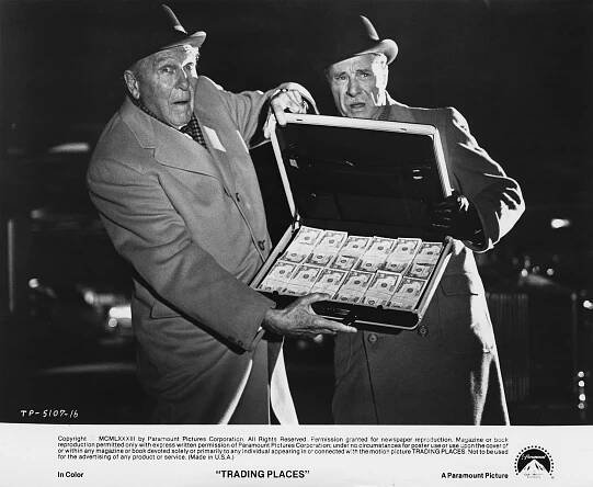 Don Ameche and Ralph Bellamy in Zámena (1983)