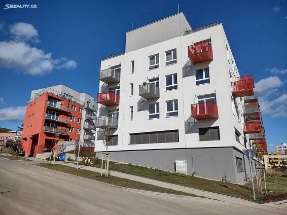 Pronájem bytu 1+1 40 m², Nepilova, Beroun - Beroun-Město
