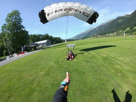 Fortis Airbase » Skydive Switzerland