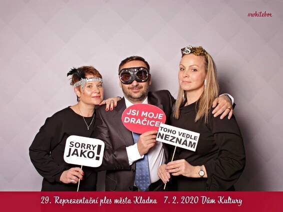 Fotokoutek WhiteBox neomezený okamžitý tisk ReNi creative | 29. Repre ples Kladna 7.2.2020 | Galerie