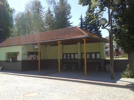 Fotogalerie • Luka nad Jihlavou, nám. (Zastávka autobusu) • Mapy.com
