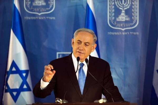 Tři Palestinci v Izraeli útočili s nožem, jeden z nich byl zabit