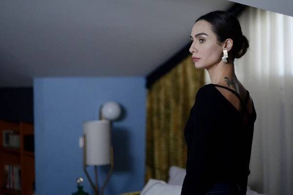 Siyah Beyaz Aşk - Episode 22 (E22) (2018)
