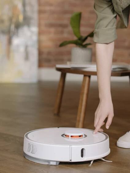 Vyzkoušejte robotický vysavač! | Hobby magazín - časopis pro zahrádkáře a kutily