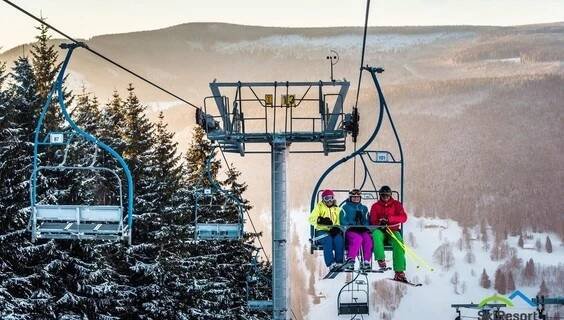 Ski areál Velká Úpa | Lyžování Pec pod Sněžkou | NaVylet.cz
