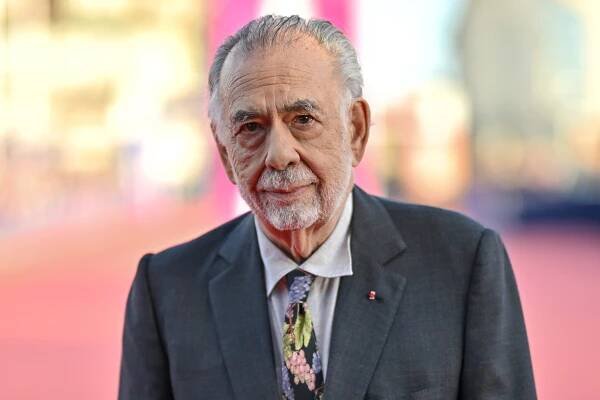 Red Carpets – Julien Reynaud