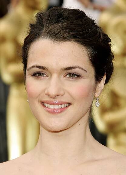Rachel Weisz arrives to the 78th Annual Academy Awards at the Kodak Theatre on March 5, 2006 in Hollywood, California