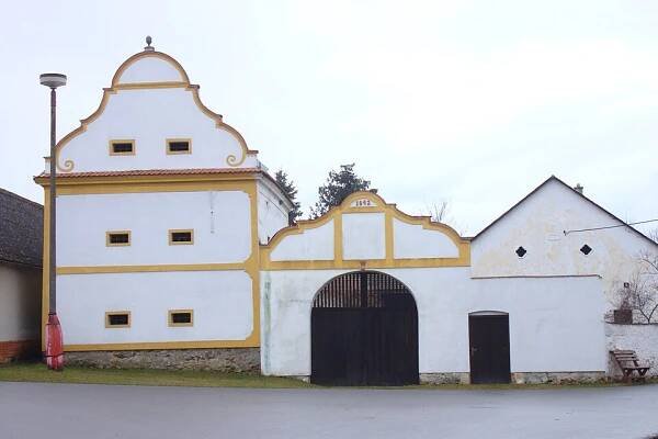 Strýčice, kampula baroko