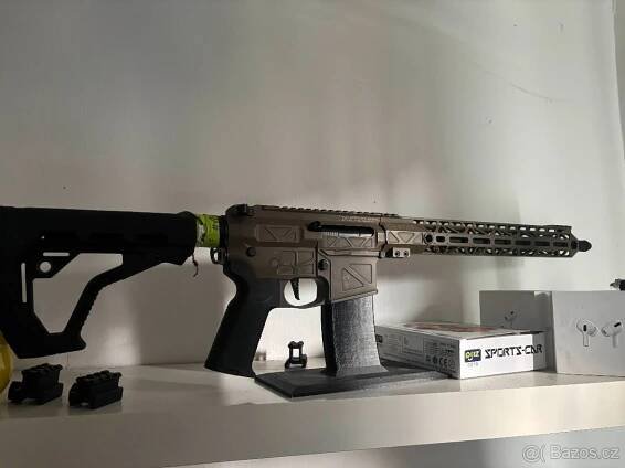 Airsoft EPESní CAPTAIN FOSIL AR15 – FREYA M-LOK 14" - Třebíč