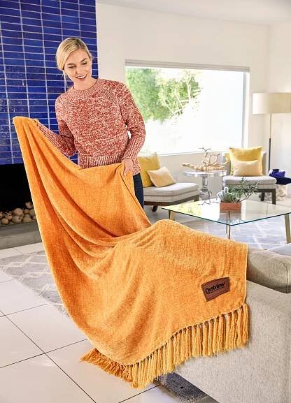 Towel Specialties. Chelsea Throw Blanket