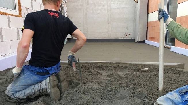 Pokládka podlahy | HŠ Beton