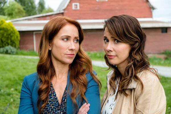 Skutečné vraždy: Záhada starého domu - Z filmu - Miranda Frigon, Lexa Doig