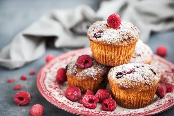 Muffiny s čerstvými malinami