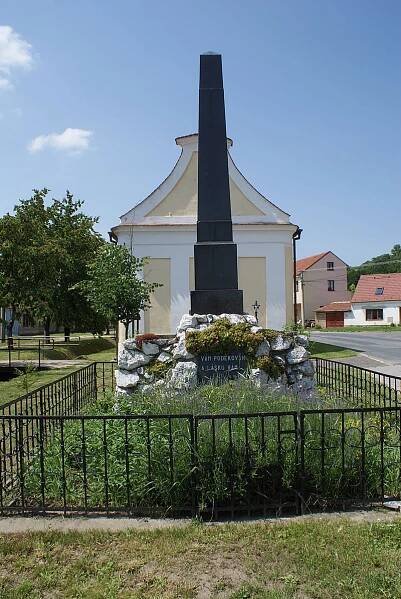 Milovice u Mikulova - ubytování, počasí, foto, tipy na výlet, informace