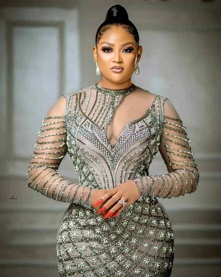 What is Uche Elendu’s Net Worth?