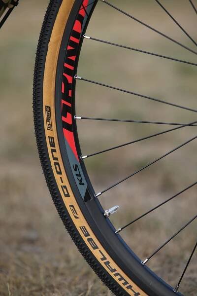 Kellys Soot 70 - Technika - Redakční foto - Fotogalerie - MTBS.cz
