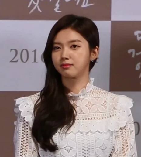 Chae Seo-jin - Wikipedia