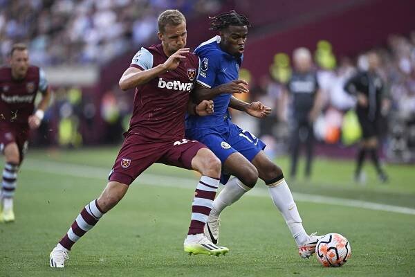 Premier League přichází na O2 TV. Televize se dohodla s Canal+