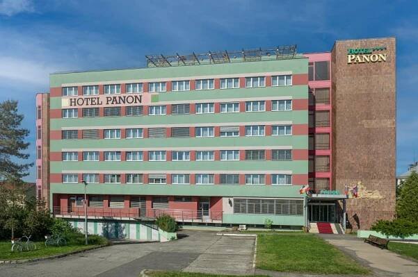 HOTEL PANON, Hodonín