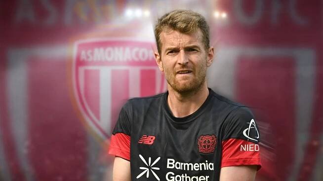 Rozprodej Leverkusenu pokračuje. Z Bayeru odchází i brankář Hradecky - Sport.cz