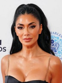 You've Never Seen Nicole Scherzinger With Short, Shaggy Hair Like This — See the Photos