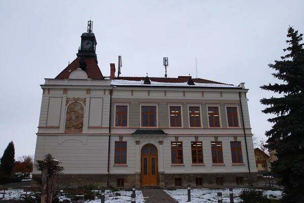Základní škola Dolní Újezd - Energy Benefit Centre