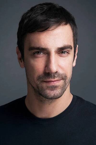 İbrahim Çelikkol herec