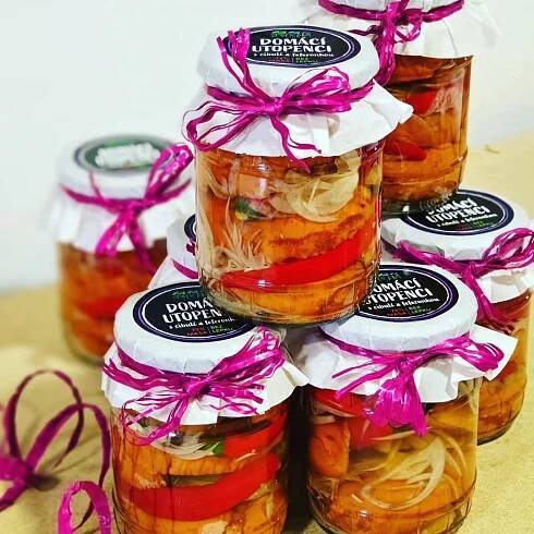Utopenci s cibulí a feferonkou 650 g