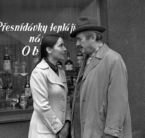 Bakaláři - Otec (S06E03) (1977)