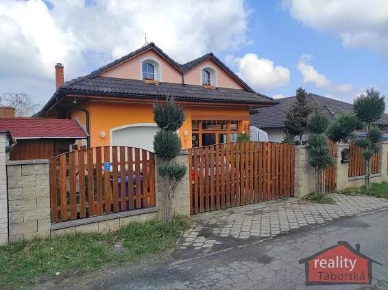Prodej Dům, Svojetice, okres Praha-východ