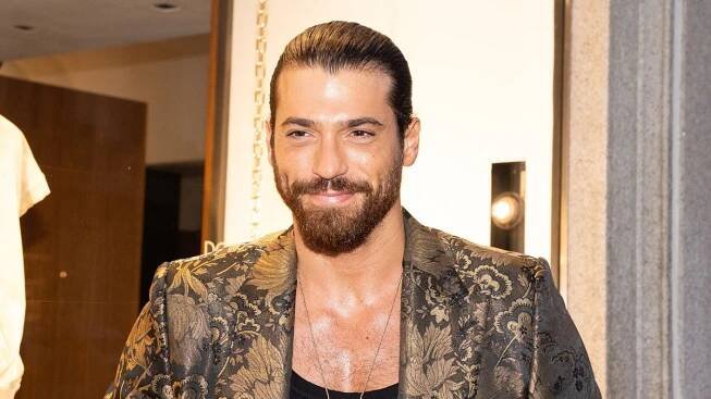 Can Yaman ohromil fanynky. Sexy muž ze Zasněné lásky přiznal, co na něj platí