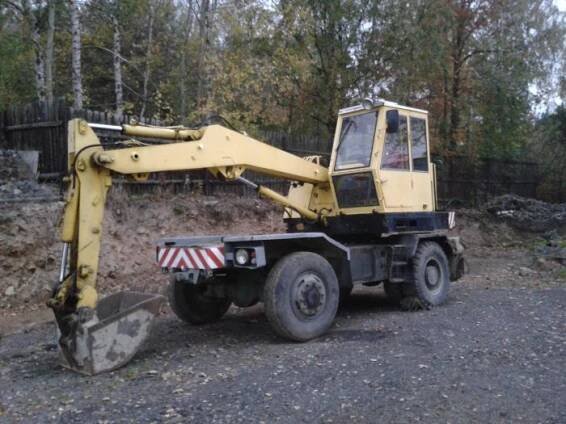 Kolový bagr DH 112 | vasovo muzeum