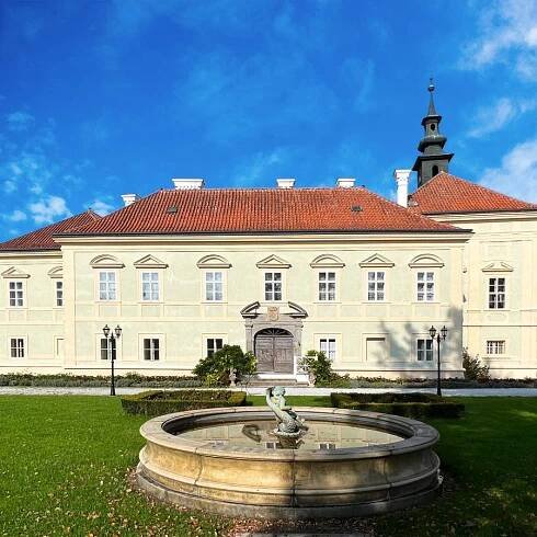 Fotogalerie ~ Barokní zámek Radíč